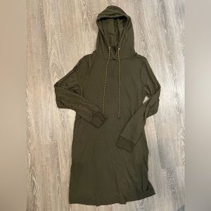 Lou & Grey sweatshirt dress